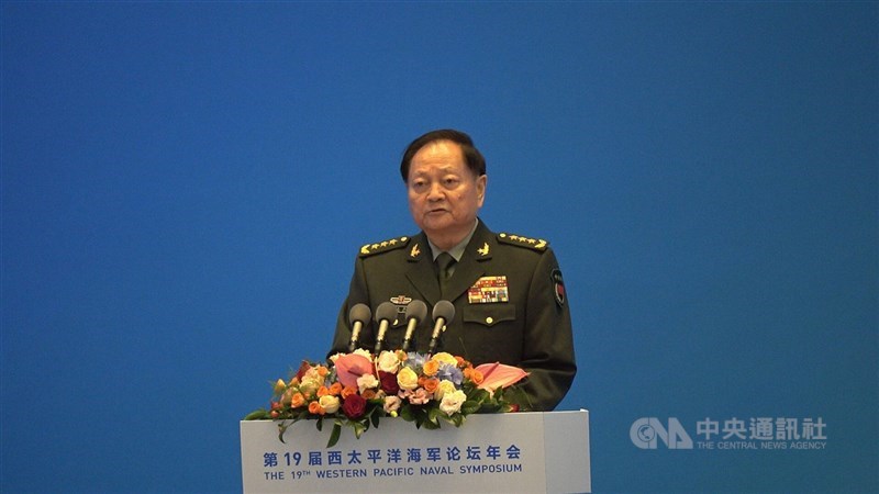 在前中共中央軍委副主席何衛東等多名將領被證實落馬後，中共中央軍委副主席張又俠12日在人民日報發表文章，指全軍要自覺徹底地改造思想，全面肅清流毒積弊，堅決防止「做兩面人、搞偽忠誠」，確實把「維護核心、聽黨指揮」紮根到官兵頭腦中。（中央社檔案照片）