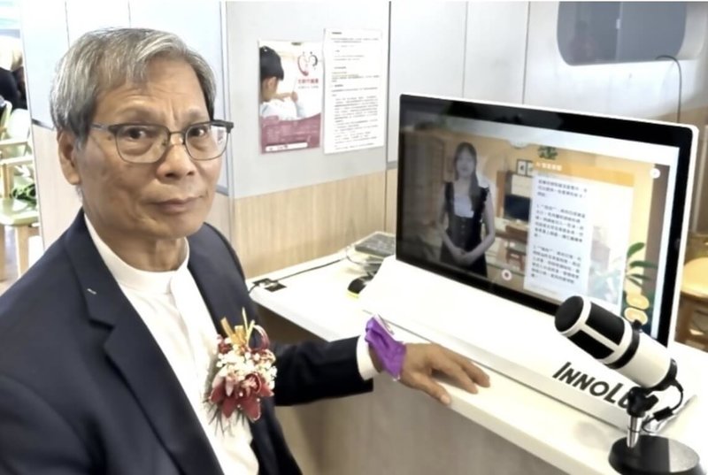 玉鳳國際健康識能獎委員會13日宣布，秀傳醫療體系社區健康中心名譽院長陳進堂獲獎。委員會指出，陳進堂持續在社區健康中心提供醫療服務，在醫療品質推廣方面擁有超過40年經驗，目前仍積極促進民眾健康、預防醫學，提高台灣社區的醫療健康品質。（秀傳醫療體系提供）中央社記者吳哲豪傳真　114年11月13日