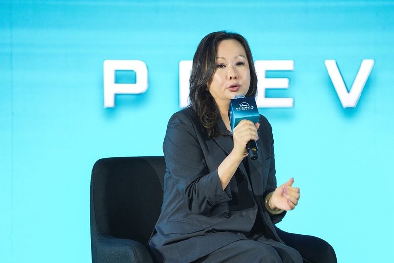 2025年Disney+原創內容發布會13日在香港舉行，亞太區內容策略執行副總裁蔡志行（Carol Choi）（圖）會中分享，「好故事、精緻製作、立體角色」是普世價值，也提及迪士尼在亞太地區優勢就是在市場上與不同業務領域建立各種形式的合作關係。（迪士尼提供）中央社記者洪素津傳真　114年11月13日