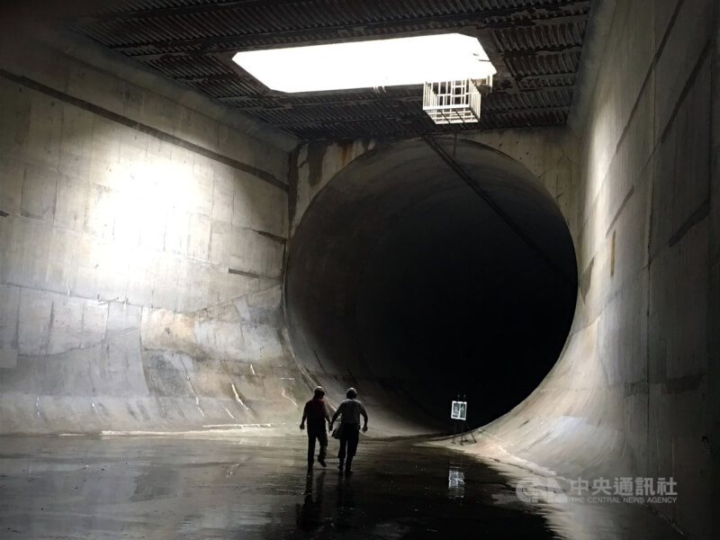 國內第一座分洪道「員山子分洪隧道」直徑達12公尺、近4層樓高，堪稱亞洲第一分洪道。（中央社檔案照片）