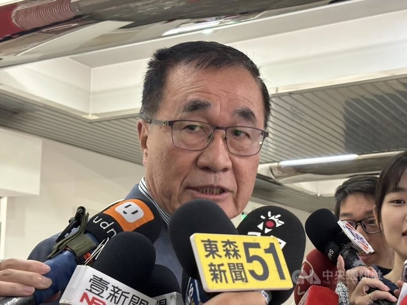 台北市副市長李四川14日表示，市府與新光人壽已針對北士科T17、T18地上權解約案大部分協調好，最晚21日前一定會完成解約。中央社記者陳昱婷攝 114年11月14日