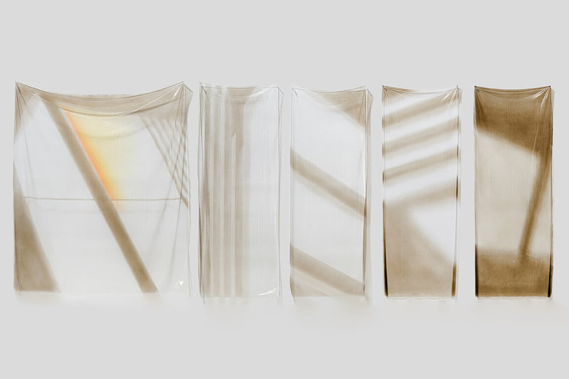 藝術家黃冠鈞作品「在與不在場的空間」，凸顯當代繪畫實驗性，讓顏料脫離畫布束縛，獲得第3屆中國信託當代繪畫獎優選。（黃冠鈞提供）中央社記者王寶兒傳真 114年11月14日