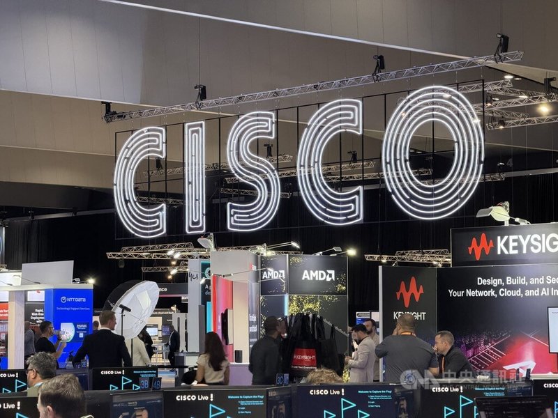 網路通訊大廠思科(Cisco)10日起在澳洲墨爾本舉辦Cisco Live亞太區年度大會,與生態系合作廠商共同展示網通解決方案及創新技術。中央社記者吳家豪攝 114年11月15日