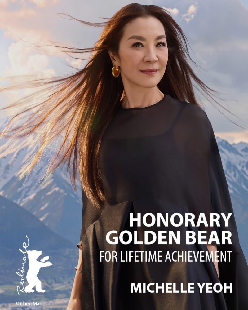 柏林影展主辦單位14日表示將頒發身成就「榮譽金熊獎」給馬來西亞女演員楊紫瓊。（圖取自facebook.com/berlinale）