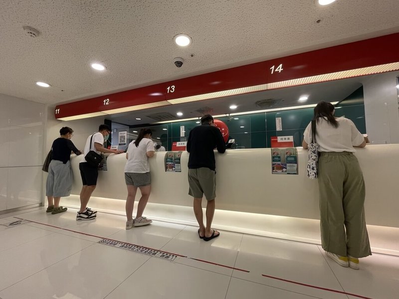 台灣房屋17日觀察中央銀行5大行庫新承做貸款數據表示，限貸令導致購屋的自備款壓力比預期更大，銀行週轉金放款也明顯上升，購屋與週轉金貸款呈現此消彼長的態勢；5大行庫9月新承做週轉金貸款金額年增近2成。（台灣房屋提供）中央社記者潘智義傳真　114年11月17日