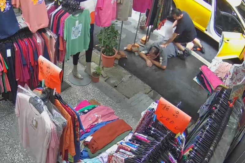 航空警察局攜手關務署台北關破獲跨國走私毒品集團，循線逮捕林姓在台主嫌等6人，發現林男為刑期逾50年通緝犯，另外提供馬來西亞共犯綽號「北影」資料供相關單位跨國查緝。（航空警察局提供）中央社記者吳睿騏桃園機場傳真　114年11月18日