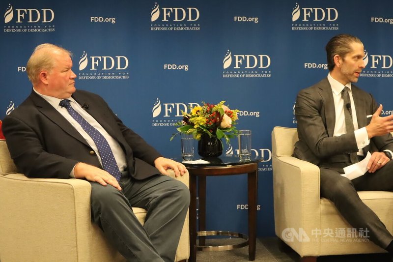 華府智庫「捍衛民主基金會」17日公開「中國對台灣能源命脈的脅迫：一場台灣和西方都輸不起的博弈」兵推報告，並於華府舉行座談。中央社記者鍾佑貞華盛頓攝 114年11月18日