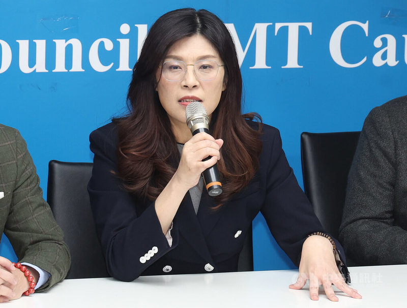 國民黨主席鄭麗文（圖）19日在台北市議會出席國民黨台北市議會黨團大會，向與會議員致詞。中央社記者張新偉攝　　114年11月19日