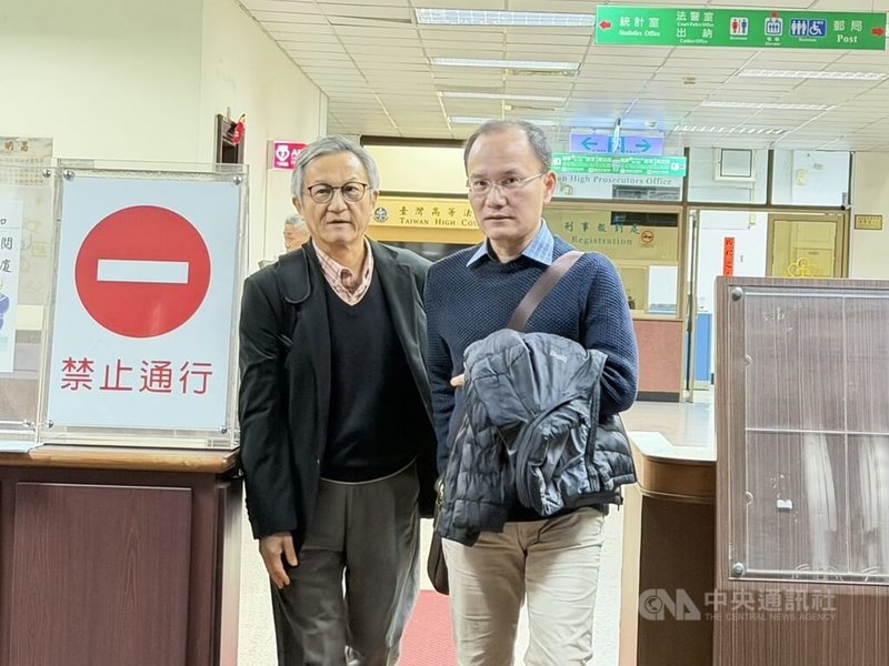 宜蘭縣長林姿妙等人涉貪案，二審台灣高等法院20日開庭，被告林志揚（右）出庭應訊。中央社記者劉世怡攝　114年11月20日