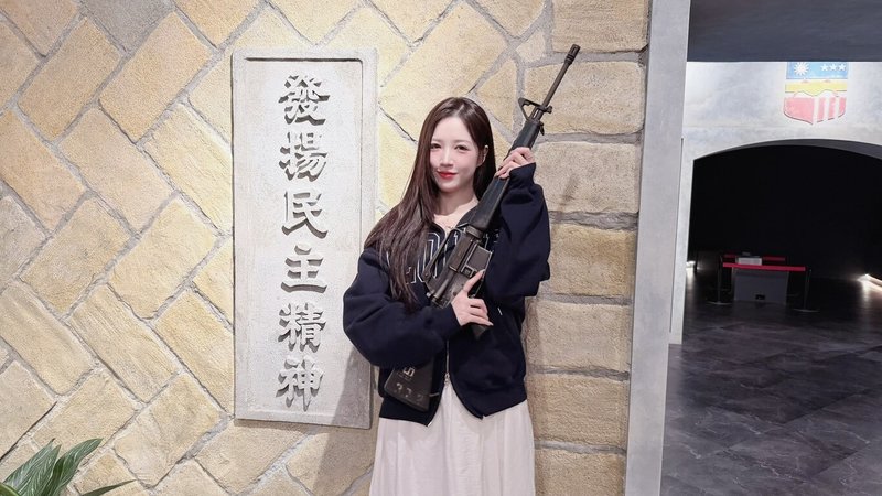 為推廣觀光，馬祖國家風景區管理處日前邀請人氣韓籍啦啦隊女神李晧禎（圖）與師妹鄭雪兒走訪馬祖，展開深度旅遊體驗。（馬祖國家風景區管理處提供）中央社記者潘欣彤傳真　114年11月20日