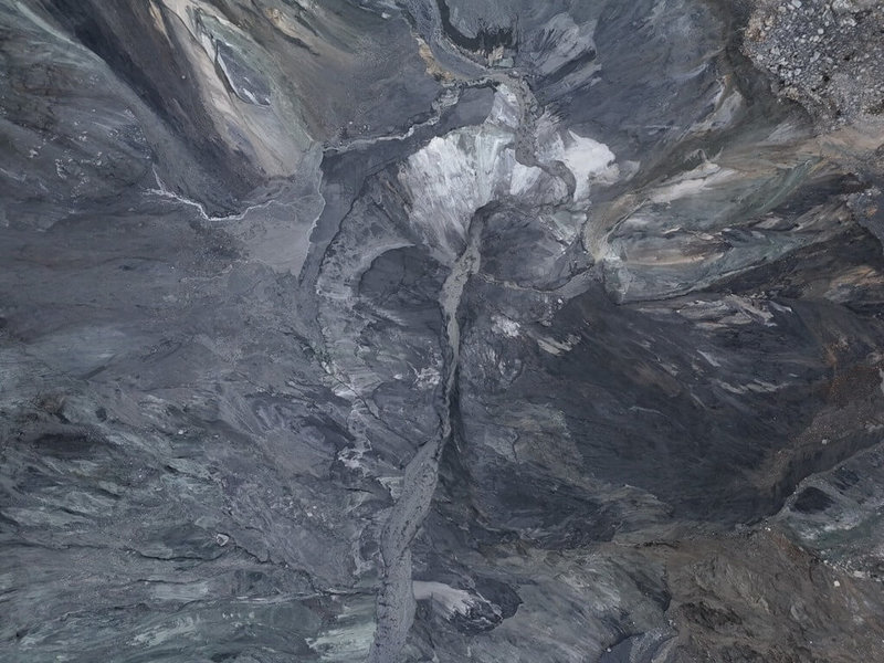 林業保育署花蓮分署監測,13日新形成的馬太鞍第3個小型堰塞湖溢流後,21日空拍機觀測,已完全溢流沖刷並消失,河道恢復一般流路。(林業保育署花蓮分署提供)中央社記者張祈傳真 114年11月21日