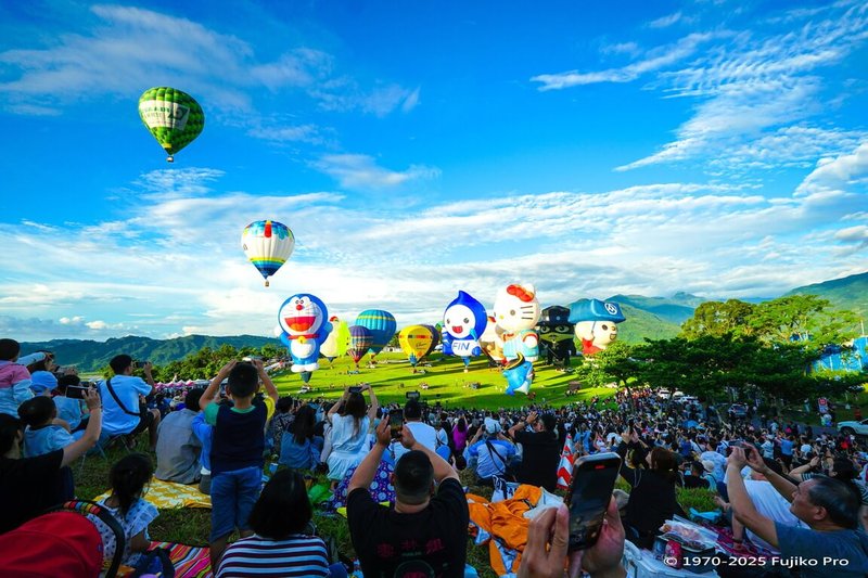 台東縣政府2026年預定培訓2名熱氣球飛行員，甄選通過人員除可在台東縣政府服務，縣府並將代支付新台幣逾百萬元學費送出國培訓。（台東縣政府提供）中央社記者盧太城台東傳真　114年11月22日