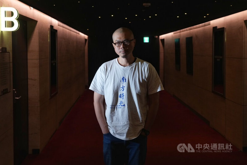 「南方時光」是導演曹仕翰首部執導長片，他跟父親雖然關係不好，但證明自己給父親看，一直是他拍片的最大動力。中央社記者徐肇昌攝 114年11月22日