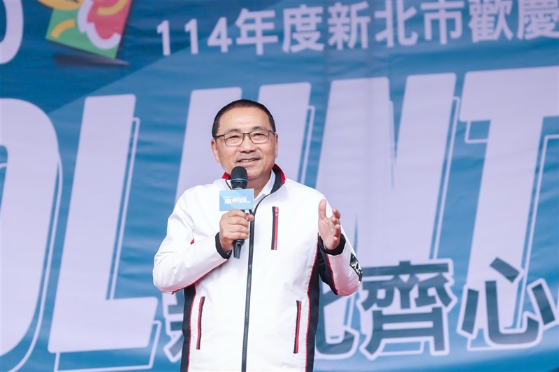 2025新北市國際志工日主場活動22日在三重新北大都會公園舉行，市長侯友宜（圖）出席開幕並致詞，感謝19萬名志工凝聚向心力，一起讓社會共榮、共好、共存。 （新北市新聞局提供） 中央社記者黃旭昇新北市傳真　114年11月22日