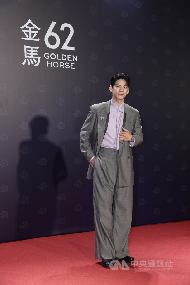 演員林柏宏（圖）今年以頒獎嘉賓身分參與金馬盛會，開心出席走紅毯。中央社記者吳家昇攝　114年11月22日