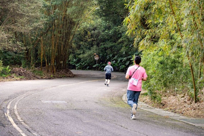 台北市立動物園舉辦「111週年『生生不息』公益生態Zoo跑」活動，透過推廣路跑，讓跑者從園區環境認識動物園，親身體驗野生動物在野外生存所付出努力。（台北市立動物園提供）中央社記者楊淑閔傳真　114年11月23日