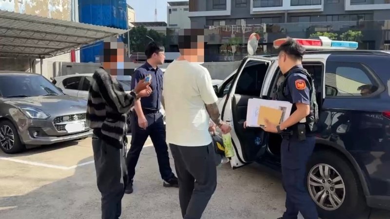 苗栗市67歲鄭姓獨居老翁被發現在住家死亡，頭部有疑遭鈍器毆打傷勢，案發前曾到鄭翁住處喝酒的謝姓、蕭姓2名男子到案後互控是對方動手，25日遭檢方依涉共犯殺人等罪嫌向法院聲請羈押。（民眾提供）中央社記者管瑞平傳真　114年11月25日