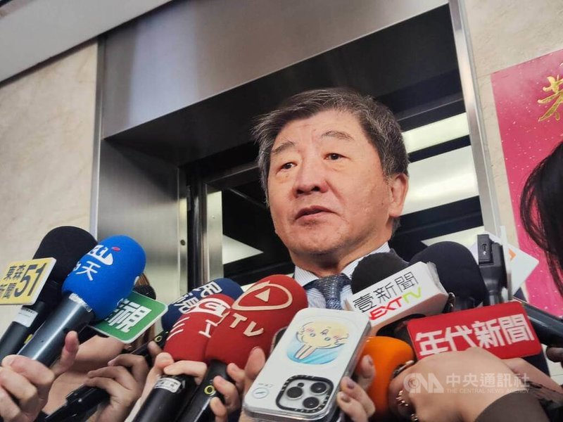 行政院政務委員陳時中27日出席公開活動時受訪表示，針對2022年台北市長選舉期間的跟拍事件提告，是為了釐清真相。中央社記者吳欣紜攝　114年11月27日