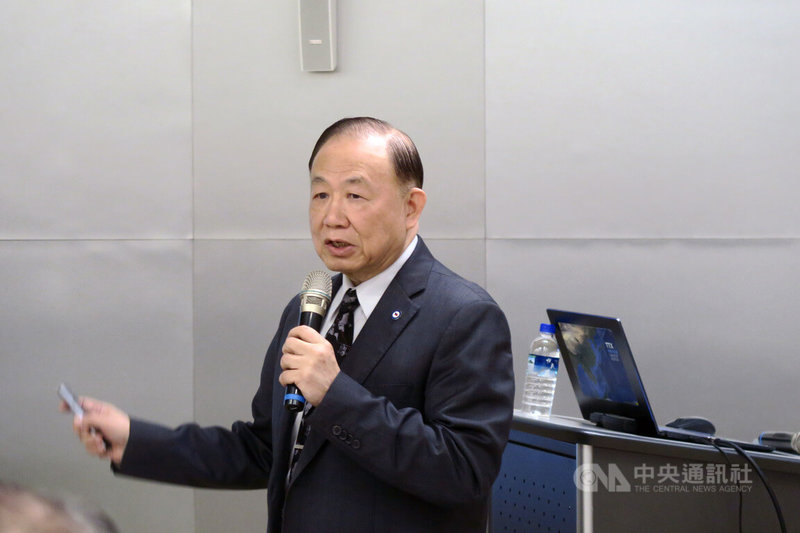 國民黨立委陳永康27日在「台灣面臨之困局與預應策略論壇」發表演講。中央社記者吳書緯攝　114年11月27日