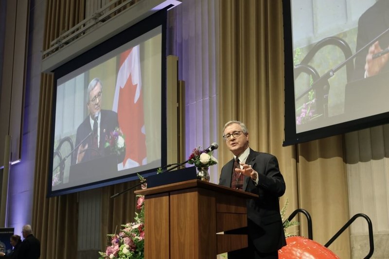 加台國會議員友好協會共同主席、加拿大參議員麥唐納（Michael MacDonald）在「台灣之夜」活動中致詞。（駐加代表處提供）中央社記者胡玉立多倫多傳真　114年11月27日