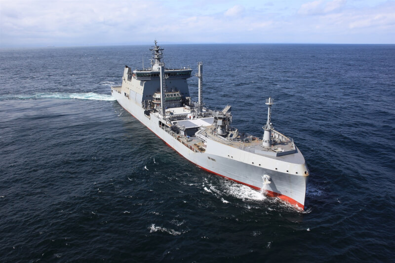 紐西蘭海軍軍艦奧特亞羅瓦號（HMNZS Aotearoa）。（圖取自x.com/NZNavy）