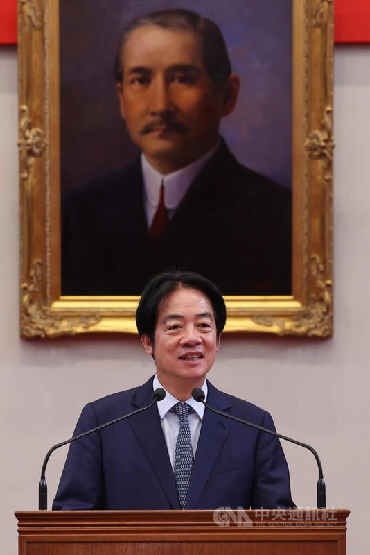 總統賴清德(圖)27日上午在總統府接見中華民國全國創新創業總會,希望大家一起努力,讓台灣經濟越好。中央社記者吳家昇攝 114年11月27日