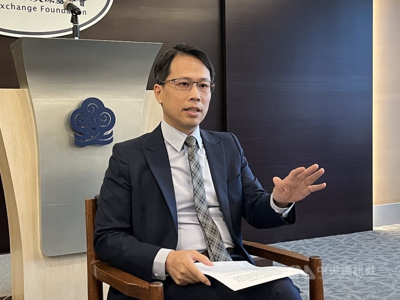 海峽交流基金會（海基會）28日下午召開背景說明會，由海基會副秘書長黎寶文主持。中央社記者李雅雯攝 114年11月28日