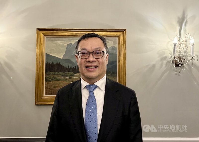 外交部政務次長陳明祺26日晚間結束訪加行程，返台前接受中央社專訪，期盼台灣在通訊韌性方面，與加拿大發展重要合作夥伴關係。中央社記者胡玉立多倫多攝　114年11月28日