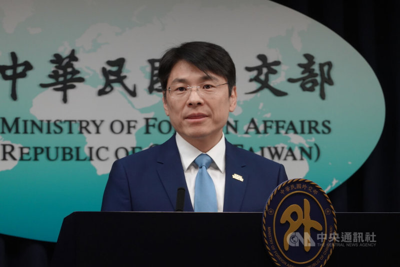 外交部2日舉行例行記者會，由發言人蕭光偉主持並回答媒體提問。中央社記者楊堯茹傳真 114年12月2日