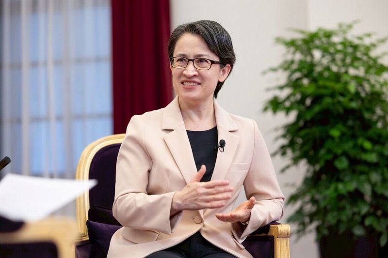 副總統蕭美琴（圖）接受美國媒體「戰情室」（War Room）節目專訪，她說，對和平沒有設定時間表，也是必須持續努力的目標。（總統府提供）中央社記者葉素萍傳真 114年12月2日