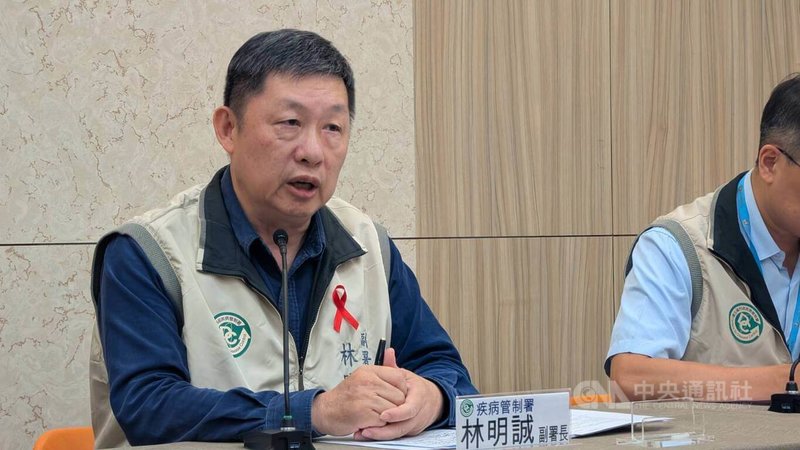 衛福部疾管署發言人林明誠2日在例行疫報記者會表示,目前國內腸病毒仍在流行期,且疫情趨勢持平,未像前幾週一直上升;不過接下來會呈現高原震盪或反轉向下,仍要持續觀察2週。中央社記者曾以寧攝 114年12月2日