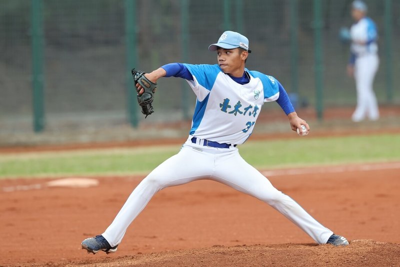 114學年度大專棒球聯賽（公開一級）預賽3日持續展開，台東大學靠著左投王弘彥（圖）95球完封勝，率隊以5比0擊敗文化大學。（大專體總提供）中央社記者謝靜雯傳真　114年12月3日