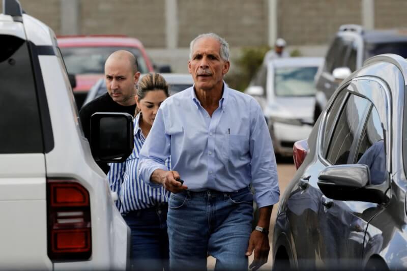 宏都拉斯國家黨總統候選人阿斯夫拉（前）。（路透社）