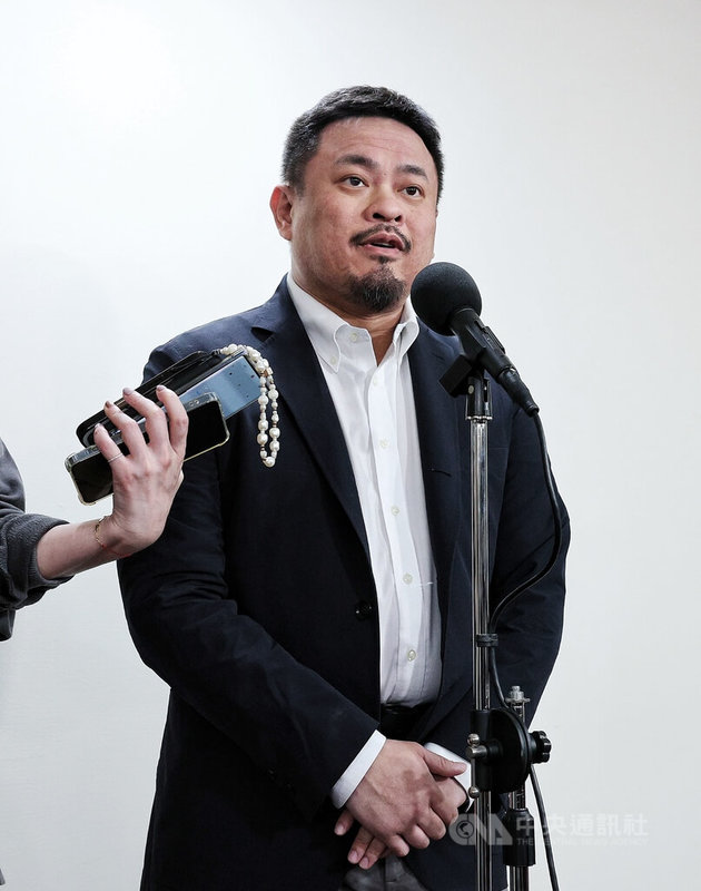 太子集團分公司倒閉後，員工向台北市政府申請失業補助。勞動部長洪申翰（圖）3日在立法院受訪表示，將以個案事實認定，但勞動部的態度是，經查證若有違法行為，行為若違反禁止規定、違反公序良俗的話，在民法上均屬無效，因此無法請領社會保險。中央社記者郭日曉攝　114年12月3日