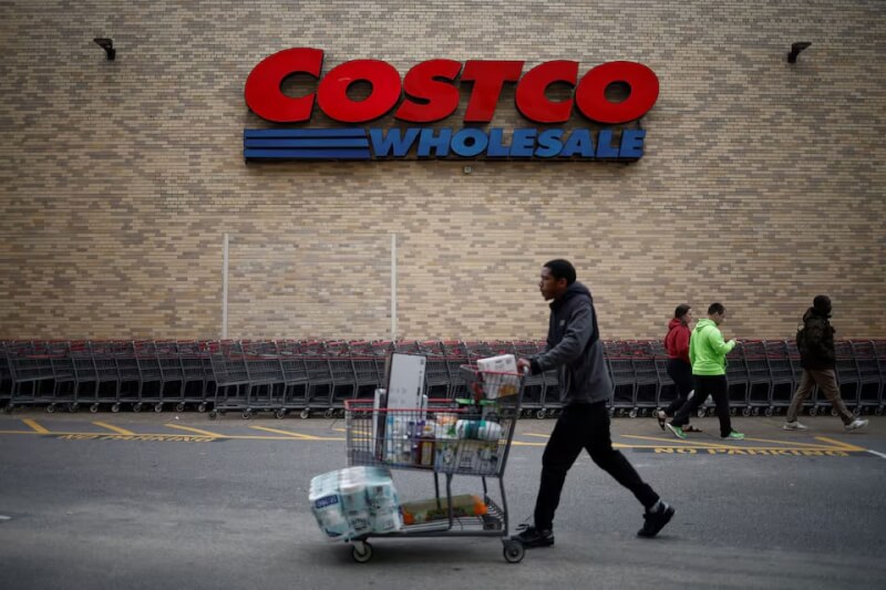 圖為美國維吉尼亞州的好市多商場。（路透社）