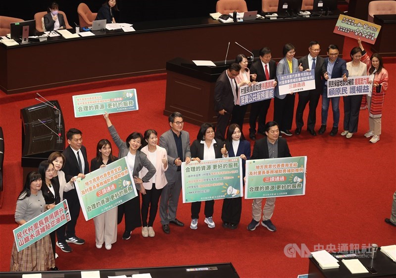 圖為立院民國113年6月4日三讀通過增發村里長春節慰勞金。（中央社檔案照片）
