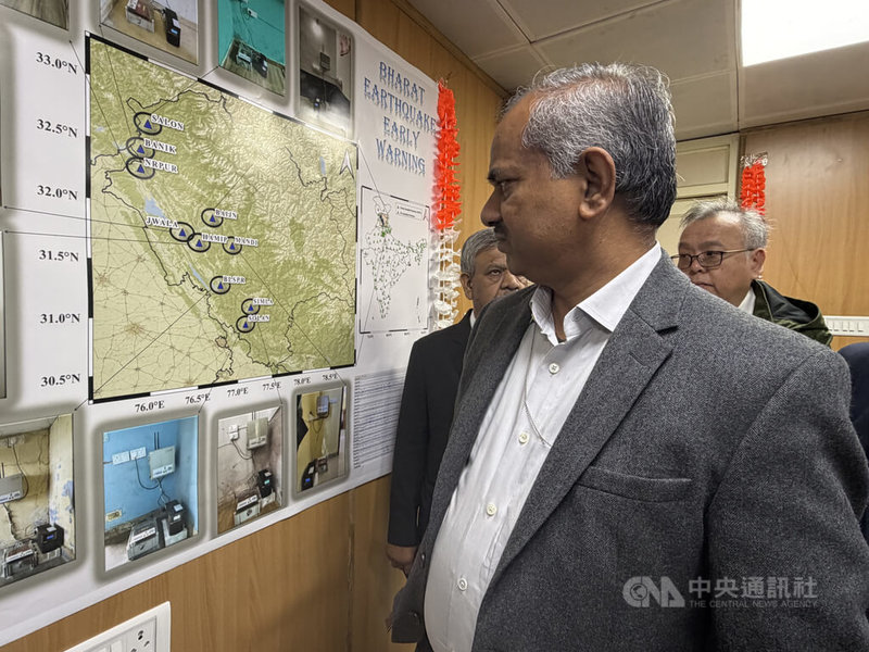 印度地科部次長拉維錢德蘭（M. Ravichandran）表示，印度希望了解並引進台灣的相關經驗，將台灣最好的作法複製到印度，在印度建立起更完善的地震預警系統。中央社記者李晉緯新德里攝　114年12月5日