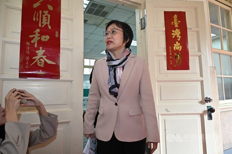 內政部長劉世芳5日在立法院表示，支持行政院打詐中心決議，政府聯繫小紅書非常多次，但小紅書在台灣沒有法定代理人，聯繫也已讀不回，視打詐條例於無物，政府當然不予支持。中央社記者徐肇昌攝　114年12月5日