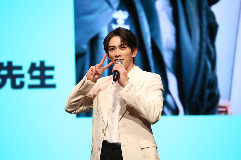 日本男星町田啓太7日在台北舉辦見面會,開心與粉絲互動,也分享這次來到台灣吃了臭豆腐,且下次還想嘗試。(LDH 愛夢悅提供)中央社記者王心妤傳真 114年12月7日
