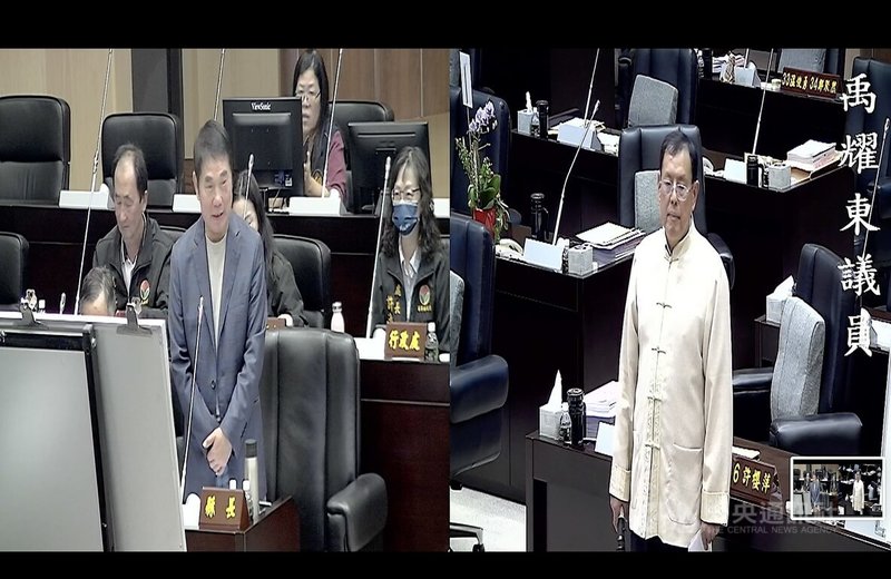 苗栗縣長鍾東錦透過臉書首度鬆口接受國民黨提名競選連任，無黨籍議員禹耀東（圖右）8日質詢，建議鍾東錦應拒絕。鍾東錦（左）回應，會再跟家人商量，但目前只考慮讓縣民幸福感一天比一天提升。（翻攝自苗栗縣議會網站）中央社記者管瑞平傳真　114年12月8日