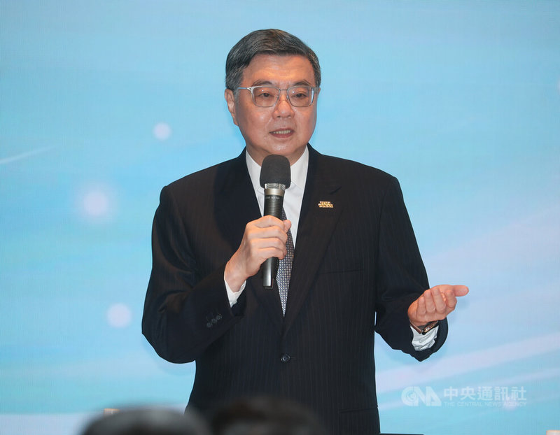 中華民國全國商業總會9日上午在台北辦理2025行政院長與商業領袖座談會,行政院長卓榮泰(圖)率領相關部會首長出並致詞。中央社記者謝佳璋攝 114年12月9日