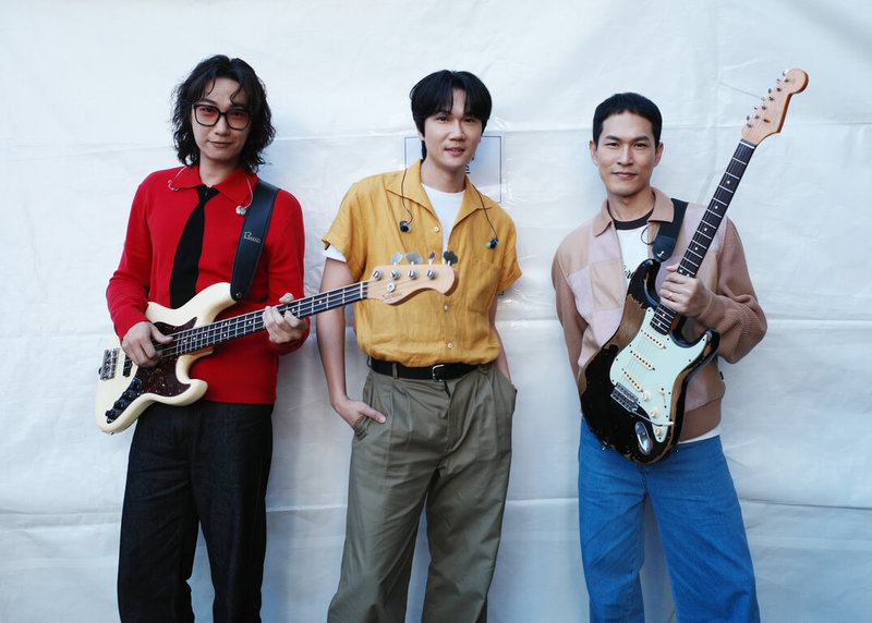 樂團宇宙人將於20日在台北小巨蛋開唱，除了積極練團，更展開禁冰、禁糖、禁炸物的飲食控制。（相信音樂提供）中央社記者王心妤傳真　114年12月10日