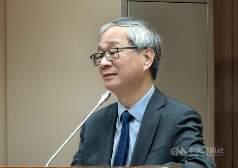 韓國電子入境卡將台灣錯誤列為CHINA（TAIWAN）。文化部長李遠（圖）10日在立法院表示，文化部最大的功能，就是讓台灣有文化主體性，透過台灣的特色去跟中國區隔。中央社記者趙靜瑜攝　114年12月10日