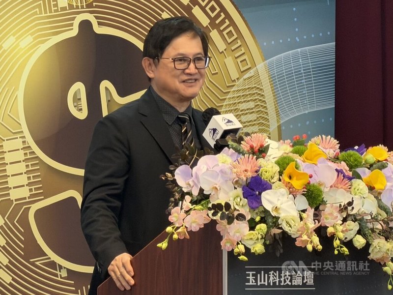 台灣玉山科技協會理事長、和碩董事長童子賢11日出席玉山科技論壇表示，穩定幣（Stablecoin）相關制度應步步為營，避免因過度追求解決問題而產生泡沫與風險。中央社記者吳家豪攝　114年12月11日