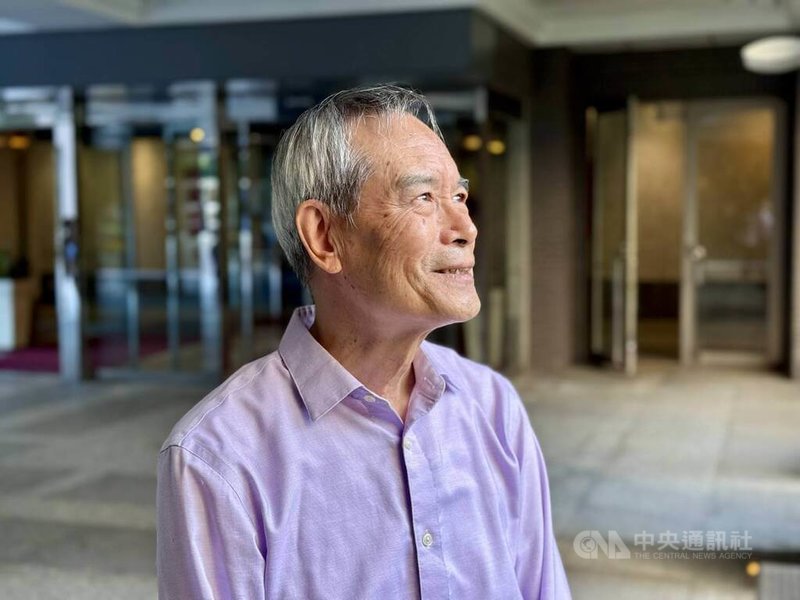 蘇其康翻譯「坎特伯里故事集」,希望帶更多當代讀者走進喬叟筆下的中世紀世界。中央社記者易繼中攝 114年12月14日