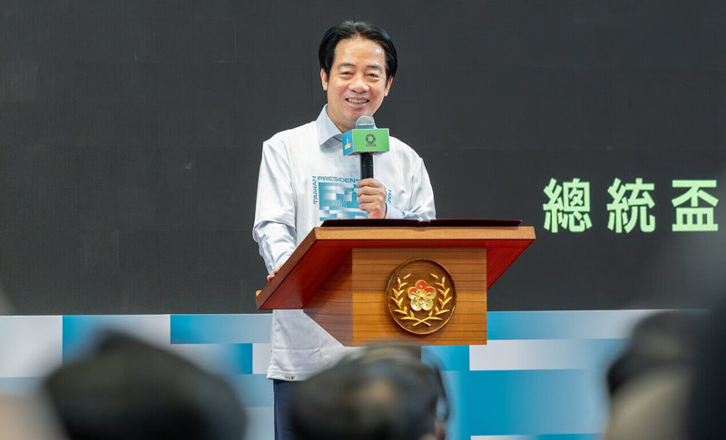 總統賴清德14日出席「2025總統盃黑客松頒獎典禮」,肯定得獎團隊運用數據、科技與創新思維解決各項公共問題,充分發揮總統盃黑客松價值。(總統府提供)中央社記者葉素萍傳真 114年12月14日