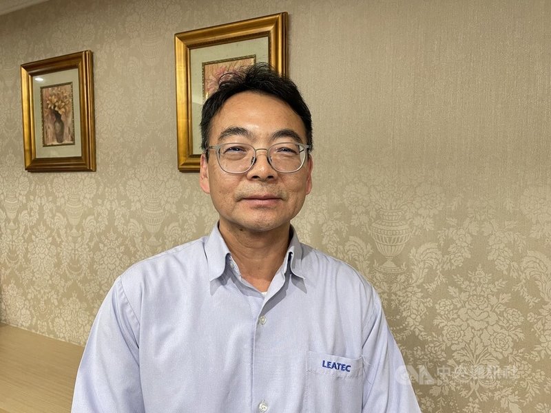 九豪財務長陳永倉（圖）15日表示，高利潤的氮化鋁（AIN）基板逐步出貨，應用在人工智慧（AI）光通訊領域，預期2026年出貨逐季成長。中央社記者鍾榮峰攝　114年12月15日