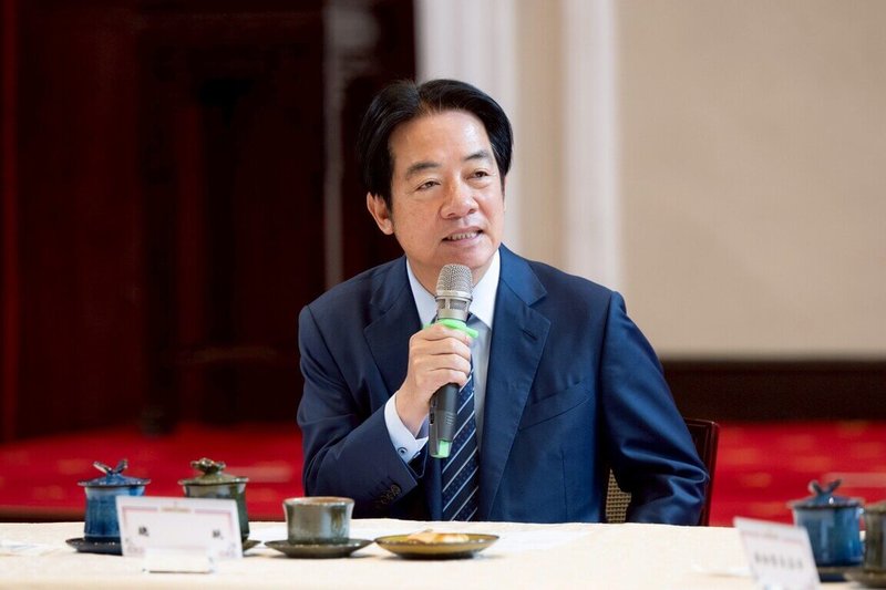 總統賴清德(圖)15日上午在總統府與行政院及考試院進行國政茶敘。賴總統強調,為維護國政推動,各部會都應在合憲基礎下進行各項法案,確保憲政體制完整。(總統府提供)中央社記者葉素萍傳真 114年12月15日