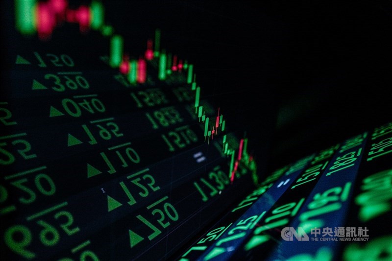 圖為台北股市。 （中央社檔案照片）
