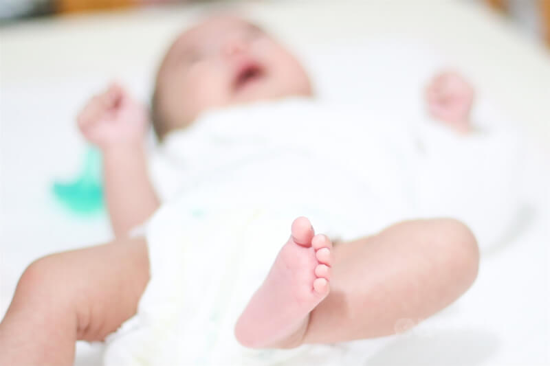 勞動部17日預告就業保險法修法草案，將有條件得延長育嬰留職停薪津貼。（示意圖／中央社檔案照片）